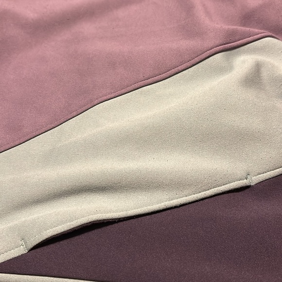 Marmot Purple Fleece with Green Trim ⭐️ - Picture 7 of 7